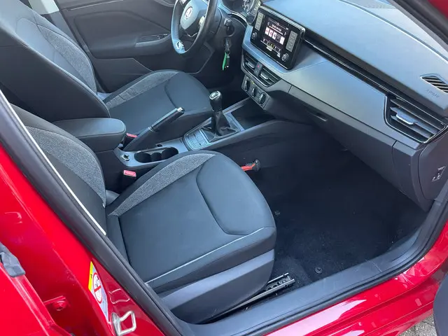 Škoda Kamiq 1.0 TSI Active 2021 Benzine 16