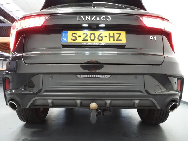 Lynk & Co 01 1.5 PHEV BlackLine 2023 Hybride Benzine 37