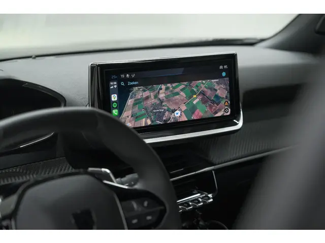 Peugeot 2008 PureTech 130 EAT8 Allure 2024 Benzine 62