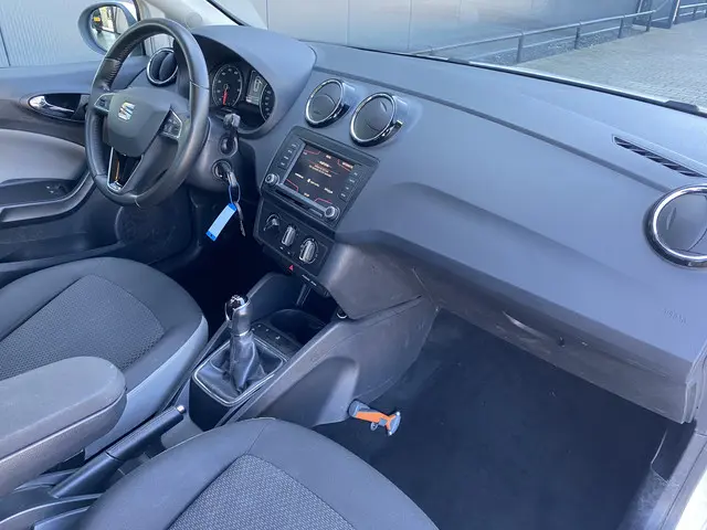 SEAT Ibiza ST 1.0 EcoTSI Style Connect 2016 Benzine 29