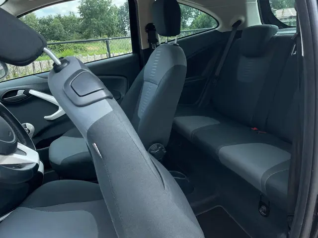 Ford Ka 1.2 Titanium X Airco, 15 inch, NAP! 2012 Benzine 12