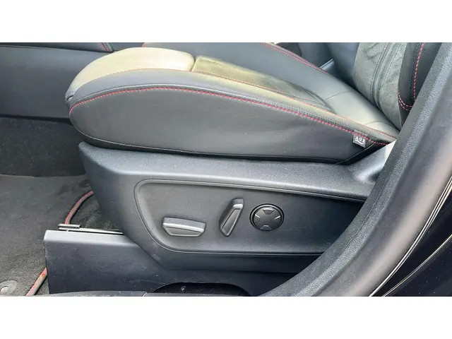 Ford Kuga 2.5 FHEV ST-Line X 2024 Hybride Benzine 16