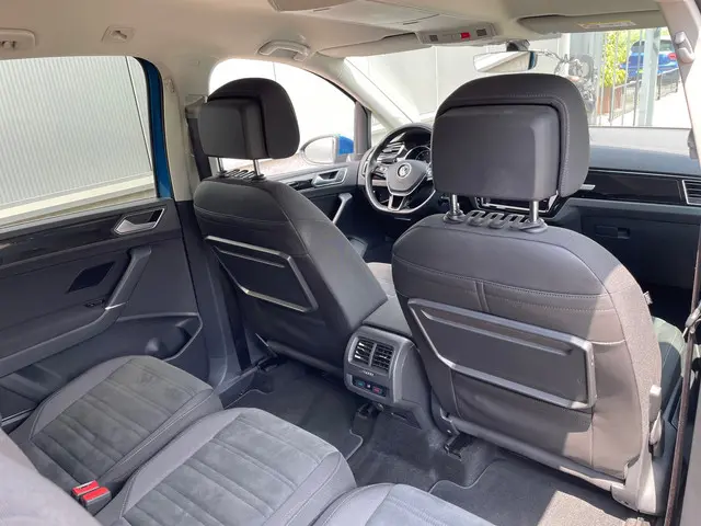 Volkswagen Touran 1.5 TSI Highline 2019 Benzine 14