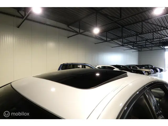 BMW 5 Serie 530i High Executive 2018 Benzine 22