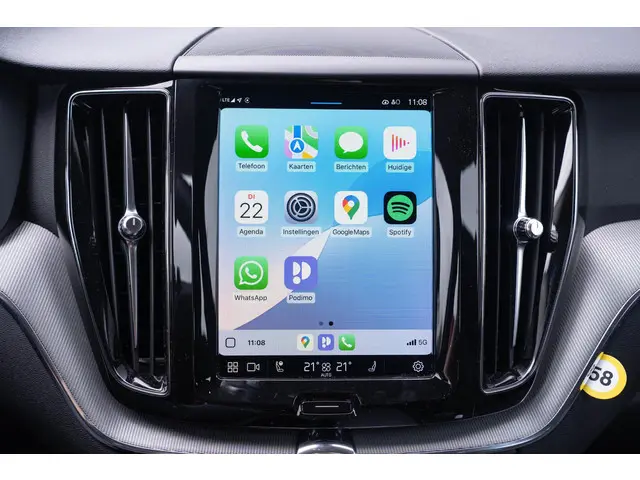 Volvo XC60 B5 Plus Dark 2023 Benzine 46