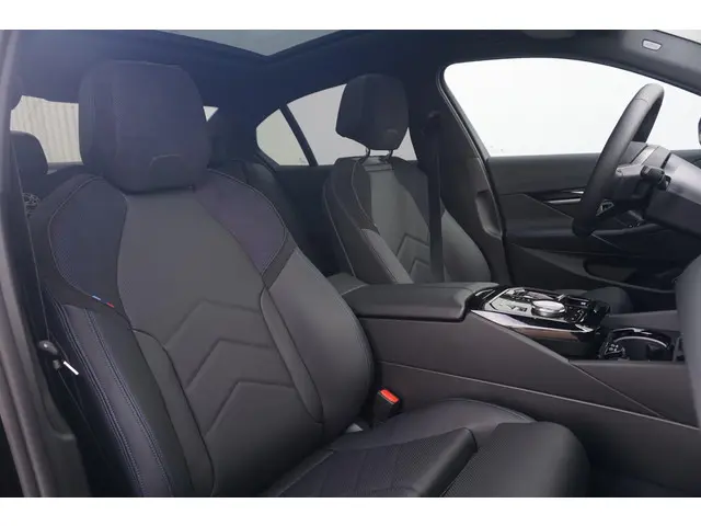 BMW i5 xDrive40 2026 Elektrisch 7