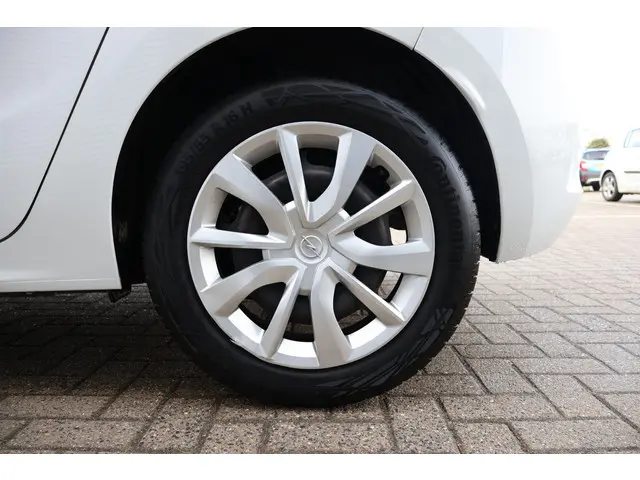 Opel Corsa 1.2 Edition 2020 Benzine 17