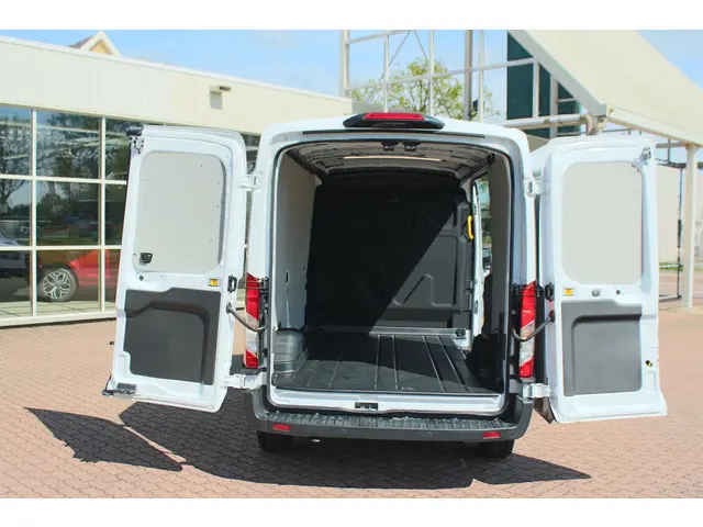 Ford E-Transit 350 L2H2 Trend 68 kWh 2023 Elektrisch 19