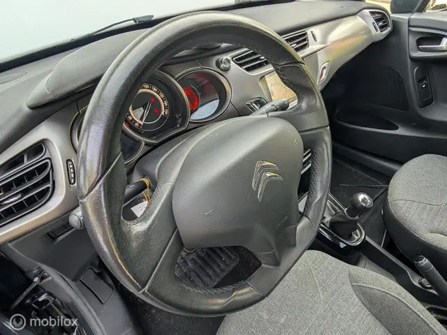 Citroën C3 1.2 PureTech Selection 2016 Benzine 13