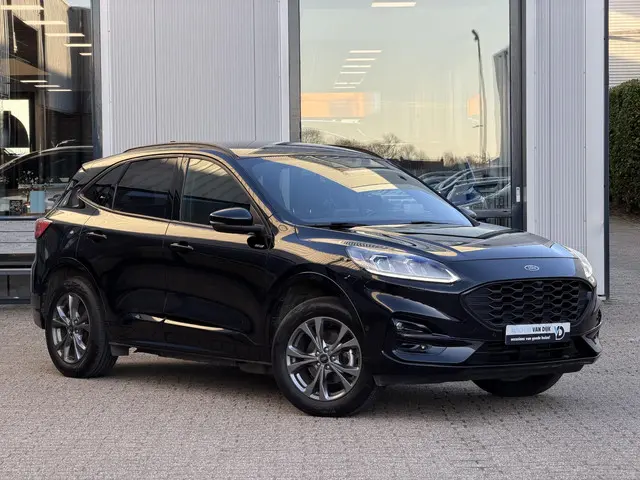 Ford Kuga 2.5 PHEV ST-Line X 2023 Hybride Benzine 32