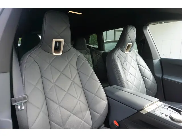 BMW iX xDrive50 2023 Elektrisch 8
