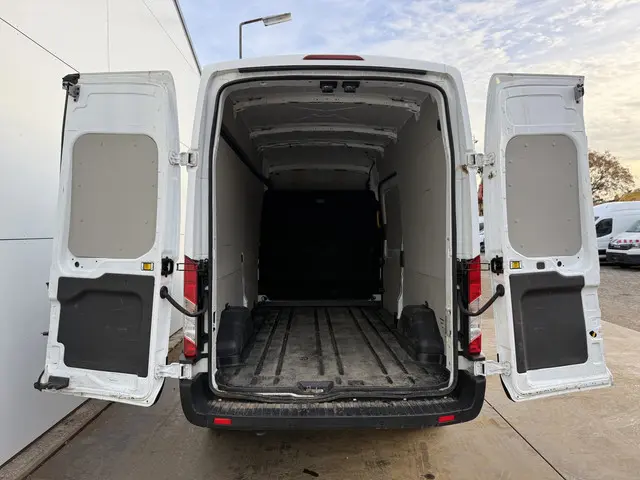 Ford Transit 350 2.0 TDCI 170PK 2023 Diesel 11