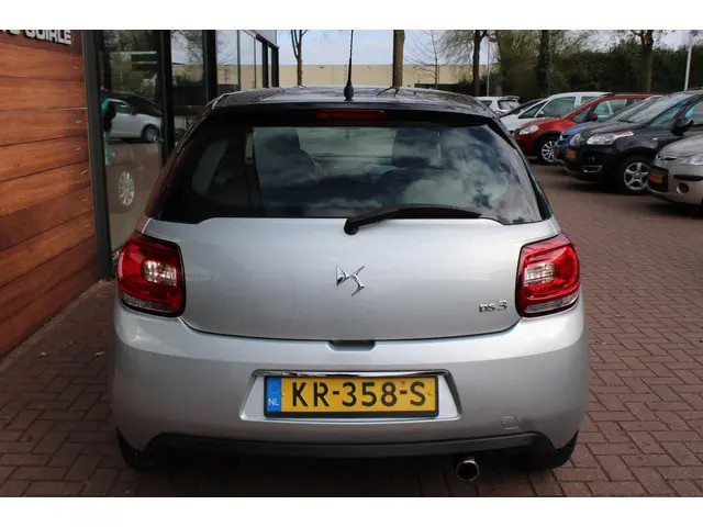 DS DS 3 1.2 PureTech Business 2016 Benzine 10