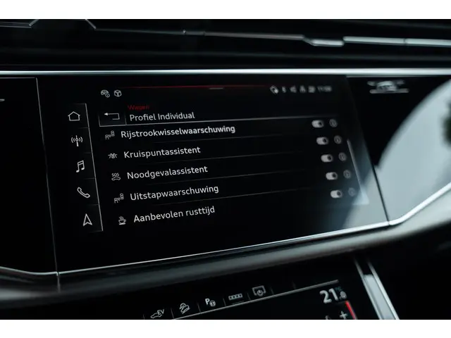 Audi Q8 55 TFSI-E quattro 2023 Hybride Benzine 49
