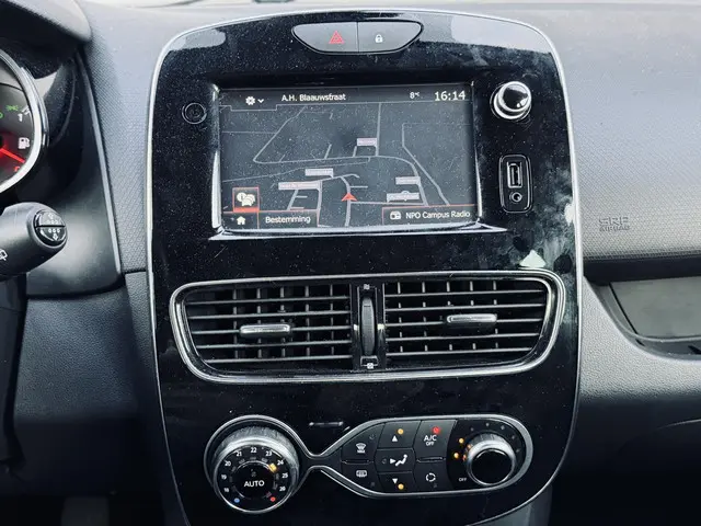 Renault Clio 0.9 TCe Intens 2017 Benzine 16