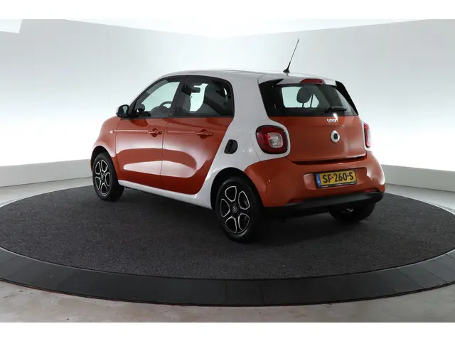 Smart Forfour 1.0 Business Solution 2018 Benzine 13