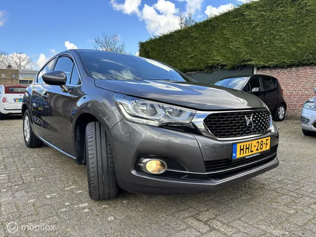 Citroën DS4 1.2 PureTech Business 37.666 km! 2016 Benzine 6
