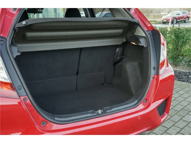 Honda Jazz 1.3i V-TEC ELEGANCE 2016 Benzine 34