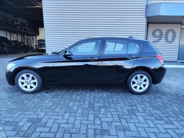 BMW 1 Serie 114i EDE Executive 2014 Benzine 7