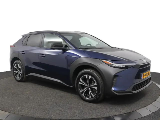 Toyota bZ4X Business Plus 71 kWh 2023 Elektrisch 14