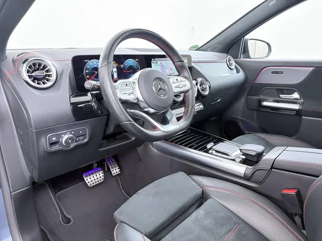 Mercedes-Benz EQA 250 AMG Line 67 kWh 2022 Elektrisch 17