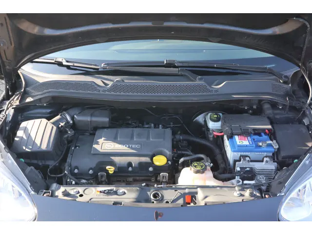 Opel ADAM 1.4 Glam 2013 Benzine 14