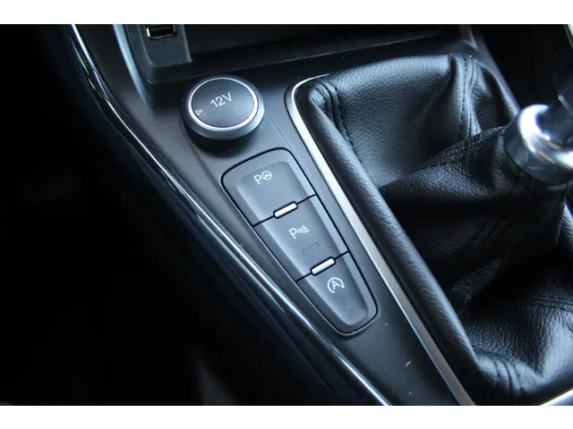 Ford Focus 1.0 126 Pk Titanium HB 2016 Benzine 20