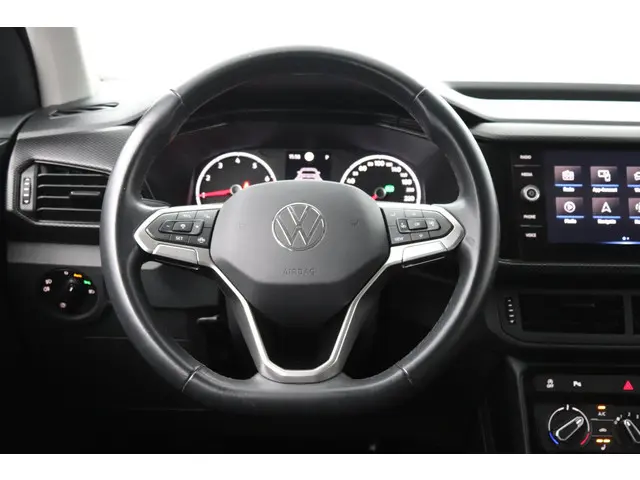 Volkswagen T-Cross 1.0 TSI 110pk DSG Life 2023 Benzine 29