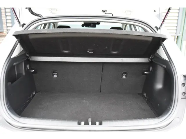 Kia Stonic 1.0 T-GDi DynamicPlusLine 2022 Benzine 13