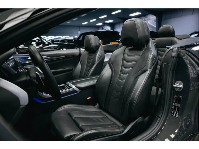 BMW 8 Serie M850i xDrive High Executive 2019 Benzine 28