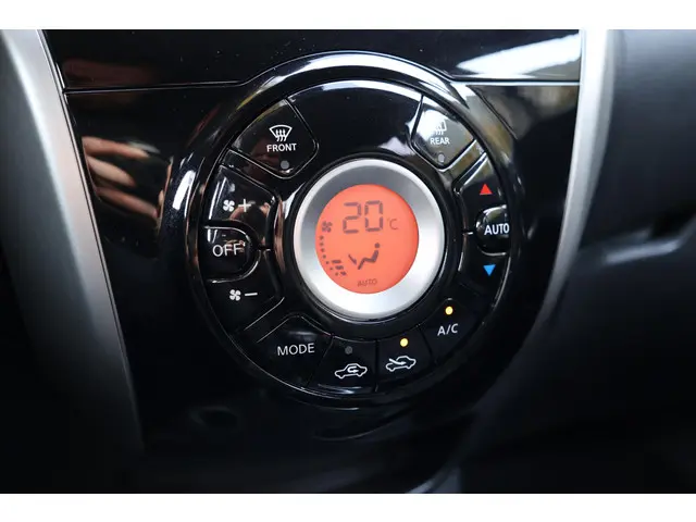 Nissan Note 1.2 DIG-S Tekna 2015 Benzine 28