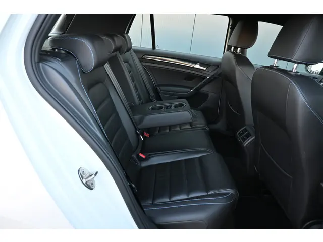 Volkswagen Golf 1.4 TSI GTE 2015 Hybride Benzine 23