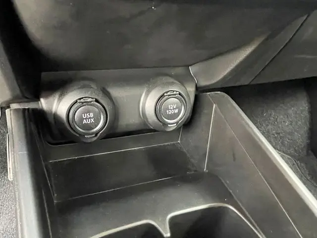 Suzuki Swift 1.2 Select Smart Hybrid 2024 Benzine 15