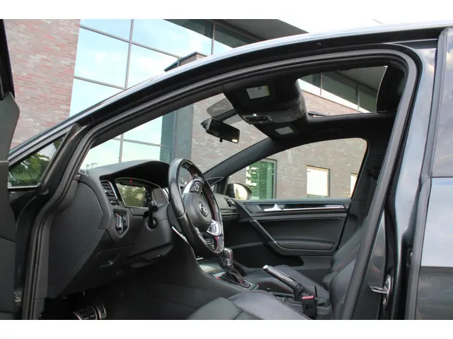 Volkswagen Golf 2.0 TSI GTI Performance 2014 Benzine 23