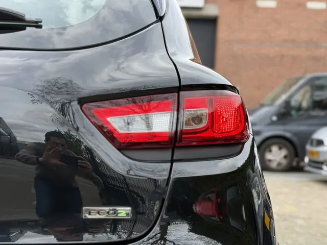 Renault Clio 0.9 TCe Life 2017 Benzine 12