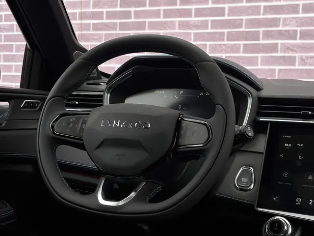 Lynk & Co 01 1.5 Plug-in Hybrid 2025 Hybride Benzine 10
