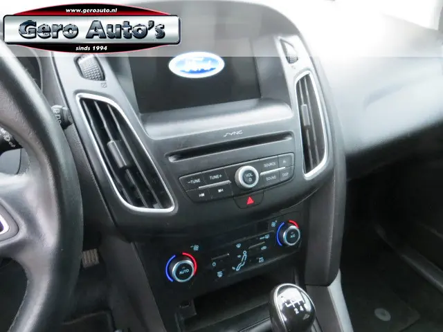 Ford Focus 1.5 TDCI Lease Edition btw auto 2017 Diesel 6
