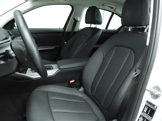 BMW 3 Serie Sedan 320d 2020 Diesel 7