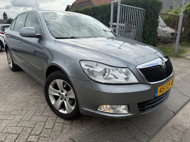 Škoda Octavia TSI Elegance 2012 Benzine 2