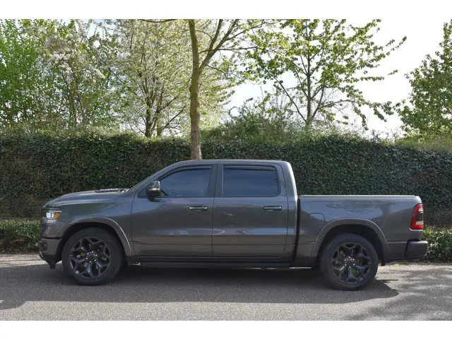 Dodge Ram 1500 5.7 V8 4x4 Crew Cab 5'7 LARAMIE 2020 LPG/Gas 3