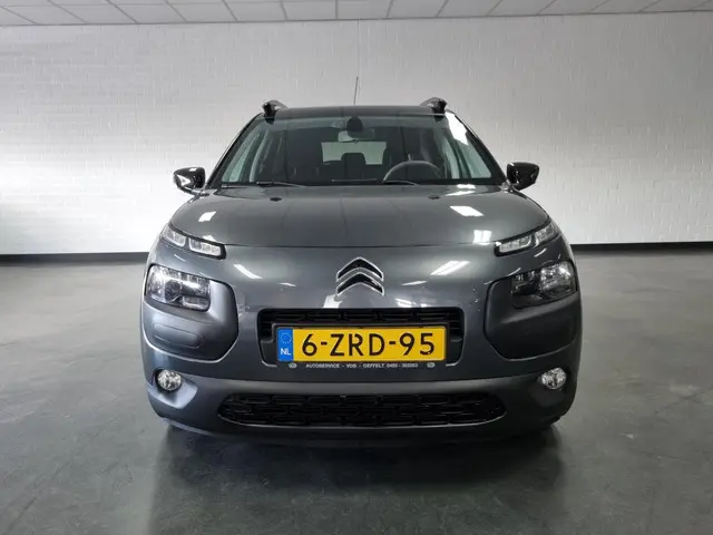 Citroën C4 Cactus 1.2 VTi Shine / Trekhaak 2015 Benzine 2