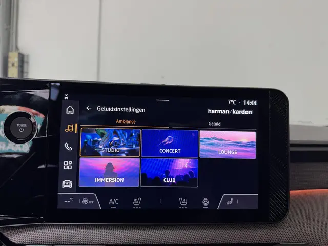 Nissan Micra EVOLVE 52 kWh 2025 Elektrisch 27