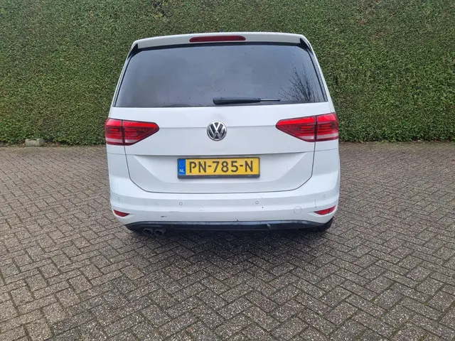 Volkswagen Touran 2.0 TDI SCR Comfortline 2017 Diesel 19