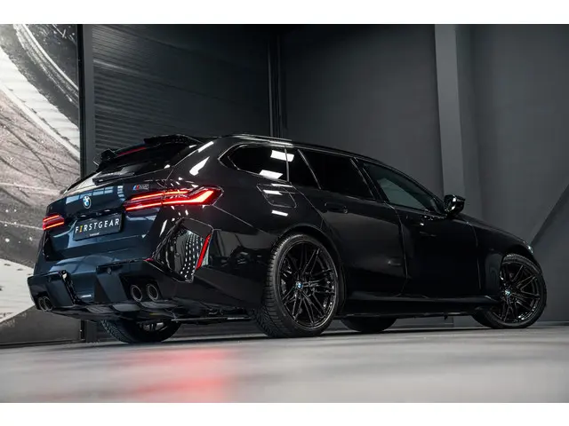 BMW M5 5-serie Touring 2025 Hybride Benzine 33