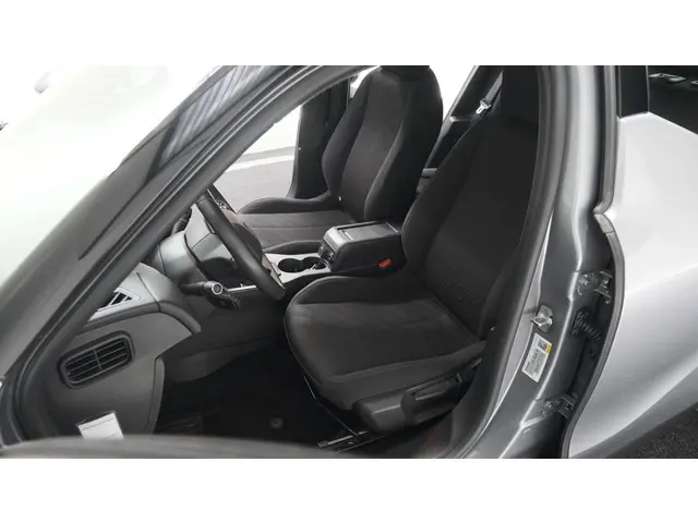 DS DS 3 Crossback PureTech 100 Montmartre 2022 Benzine 22