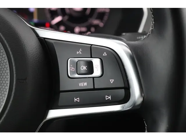 Volkswagen Arteon 1.5 TSI Business R 2019 Benzine 41