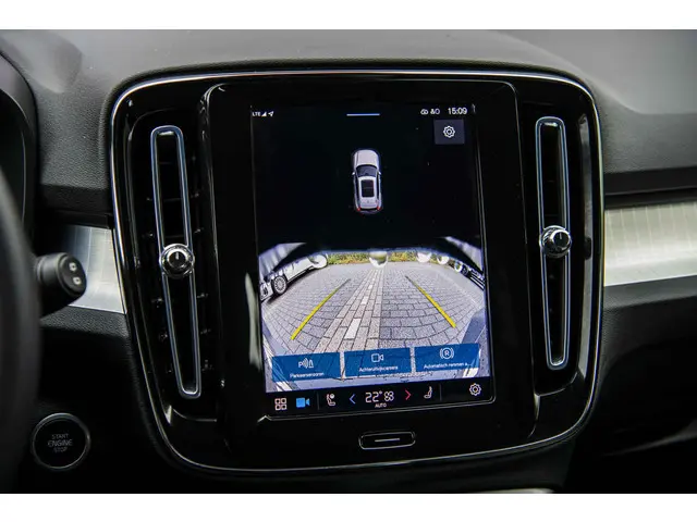 Volvo XC40 2.0 B4 Plus Dark 2025 Benzine 21