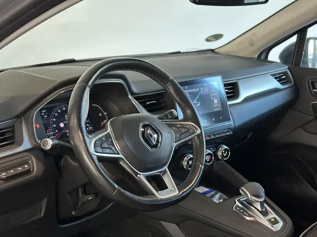 Renault Captur 1.3 TCe 140 Intens 2021 Benzine 30