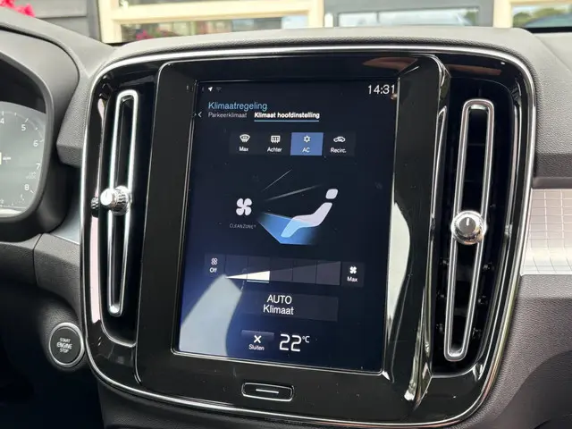 Volvo XC40 1.5 T3 Momentum 2019 Benzine 20