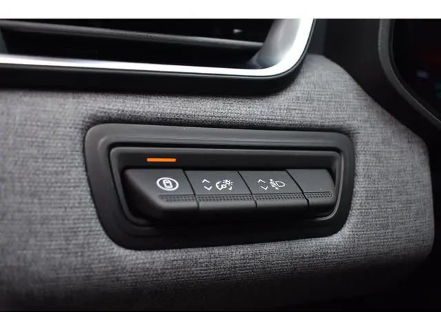 Renault Clio TCe 90 GPF evolution 2024 Benzine 23